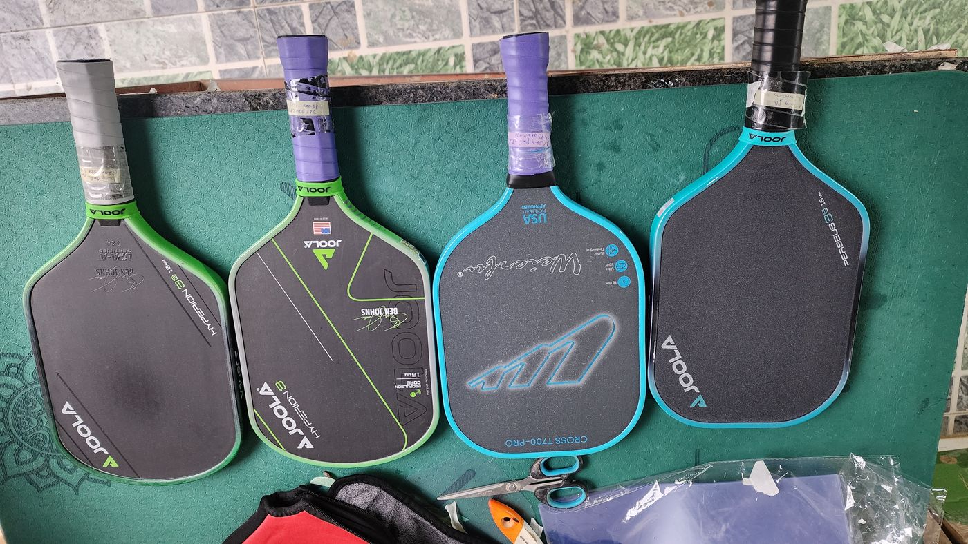 Vợt Pickleball trong quá trình sửa chữa